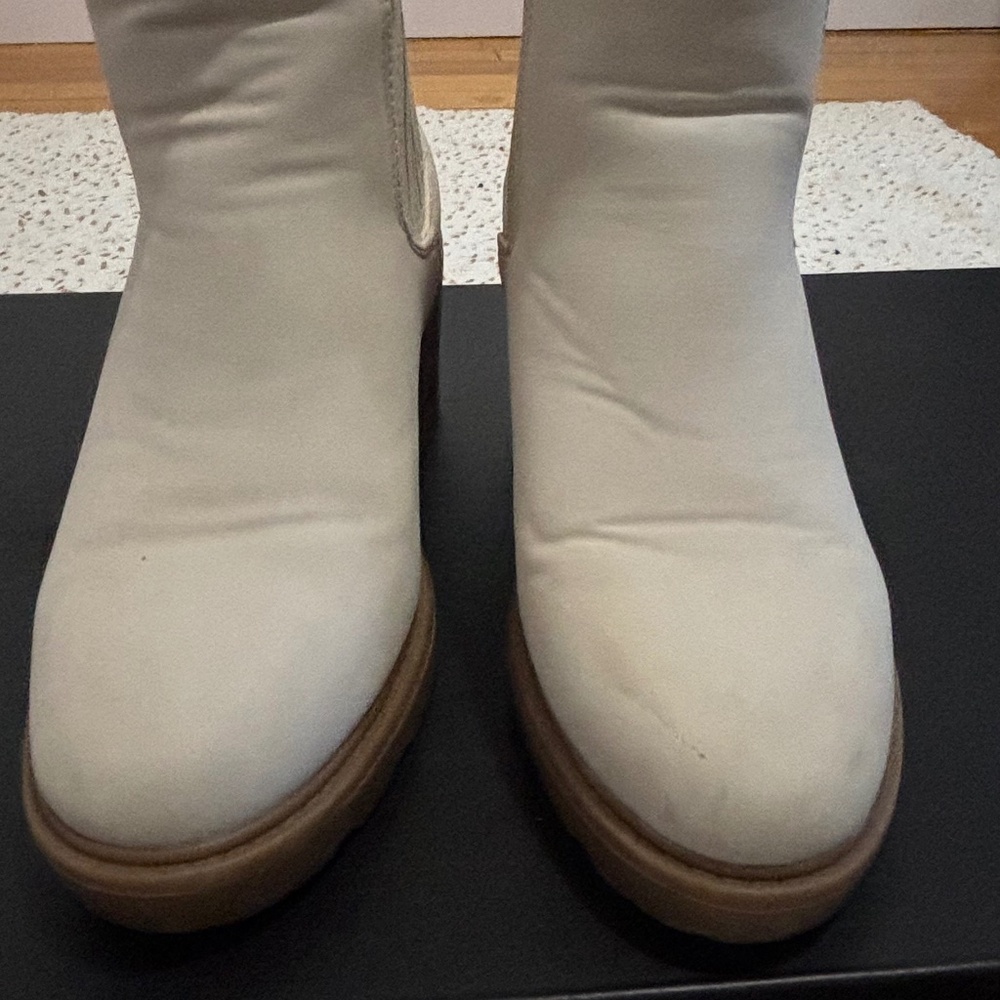 Ankle booties - image 6